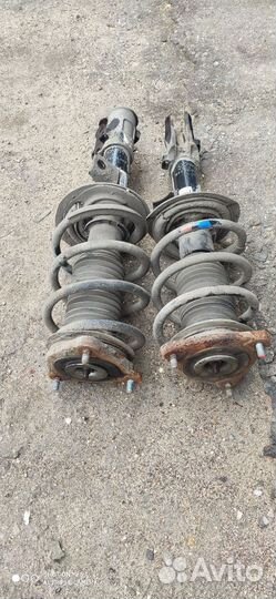 Стойки амортизатора на Kia ceed jd