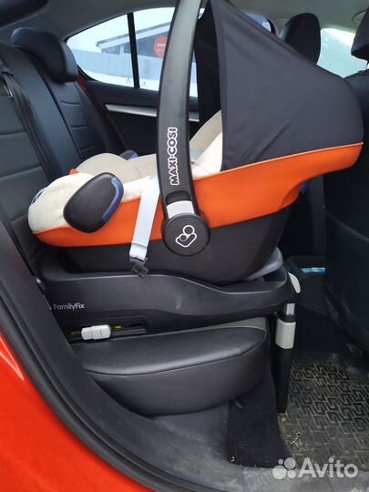 Автолюлька maxi cosi pebble с базой