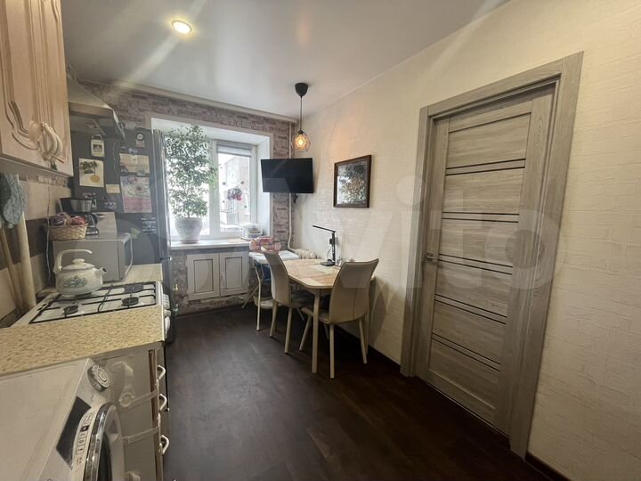 2-к. квартира, 44 м², 9/9 эт.