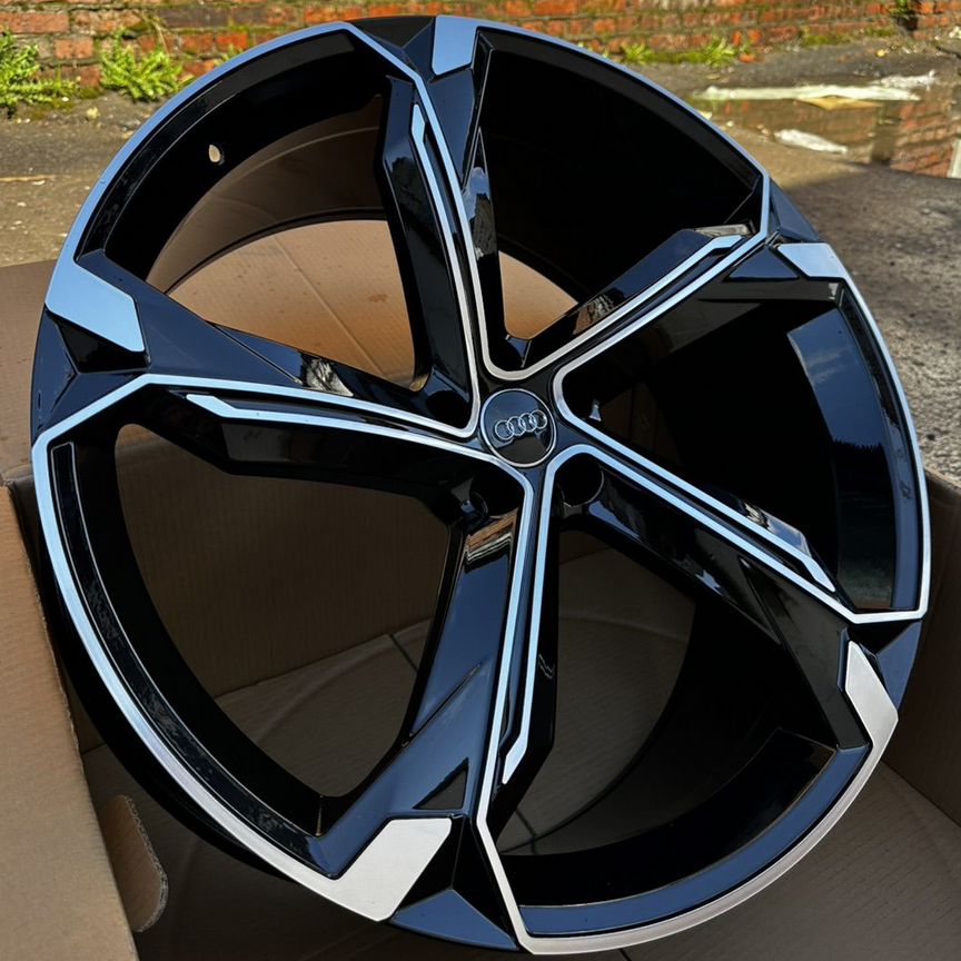 Литые диски Audi 10×R23 5×112