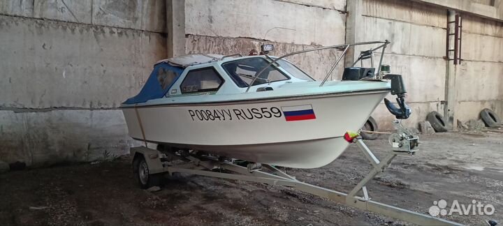 Катер Yamaha Passport 17