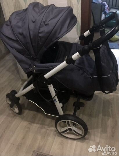 Коляска всесезонная