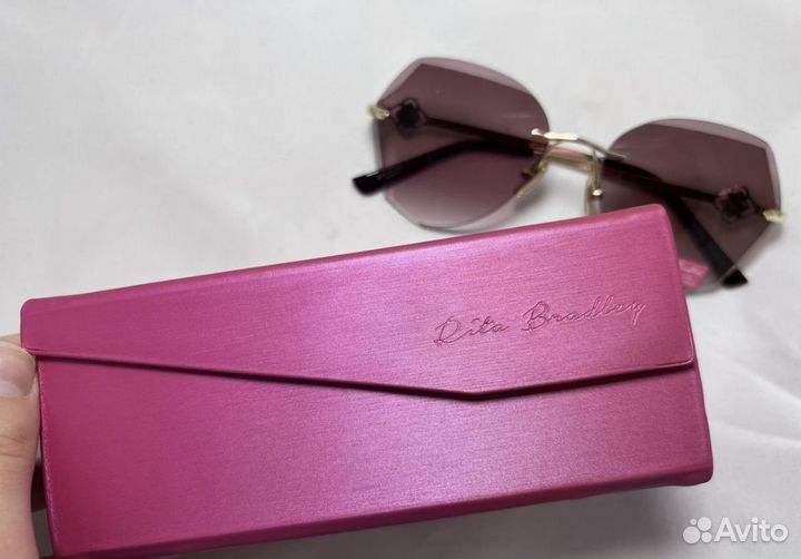 Новые солнцезащитные очки женские