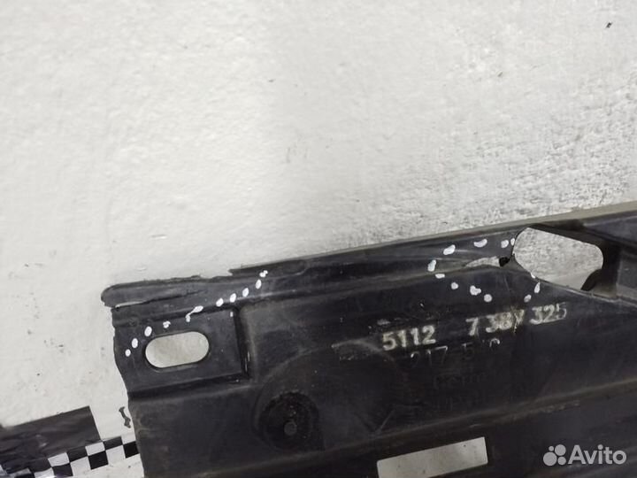 Кронштейн заднего бампера центральный BMW 6er G32