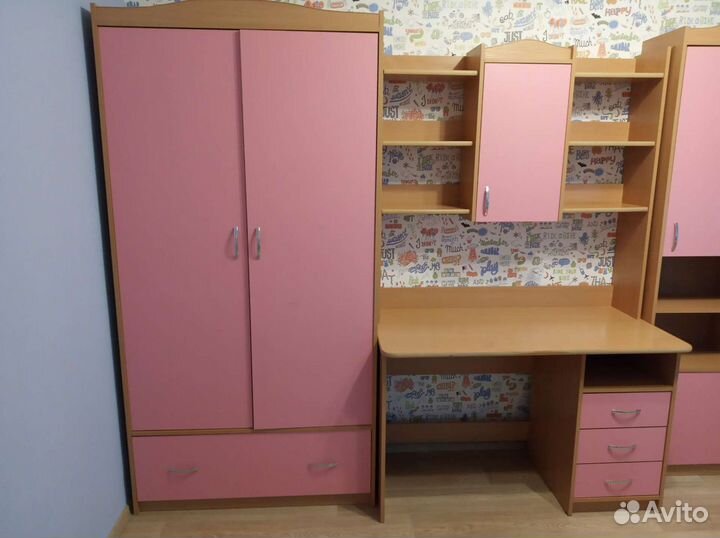 Набор детской мебели