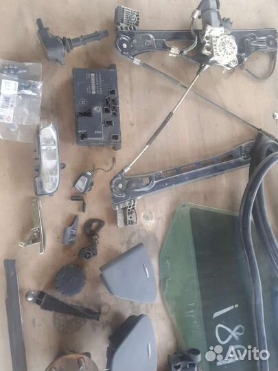 Запасные части на Мерседес 211