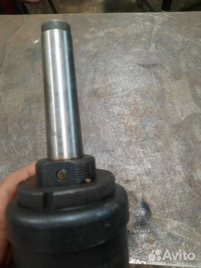 Патрон резьбонарезной