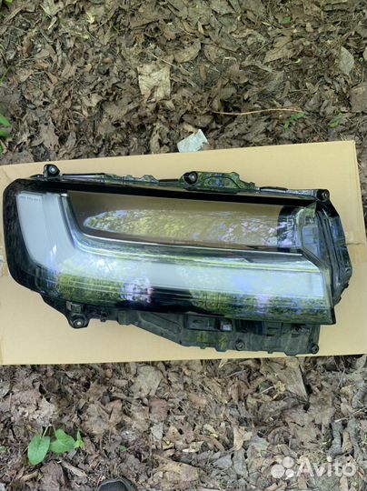Правое стекло фары LC 300 Land Cruiser 300 2021г