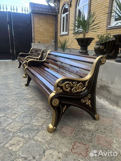 Скамейка уличная