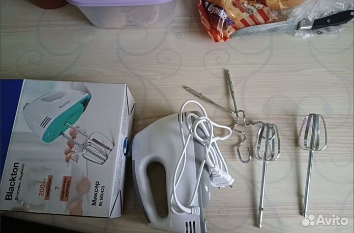 Миксер ручной с насадками