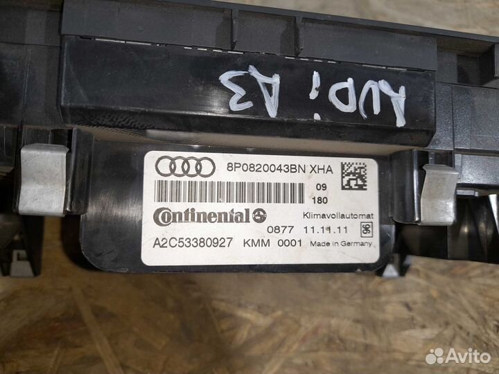 Блок управления климатом Audi A3 8P (2011-2013)