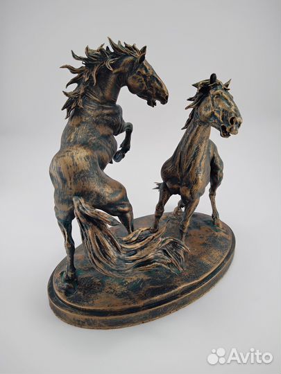 Статуэтка Статуя Кони