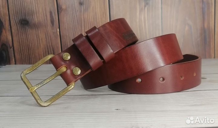 Мужские и женские кожаные ремни