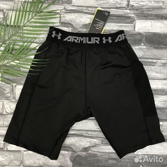 Компрессионные шорты Under Armour