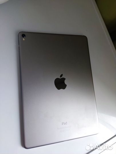 iPad pro 9,7' на 128 GB, Wi-fi