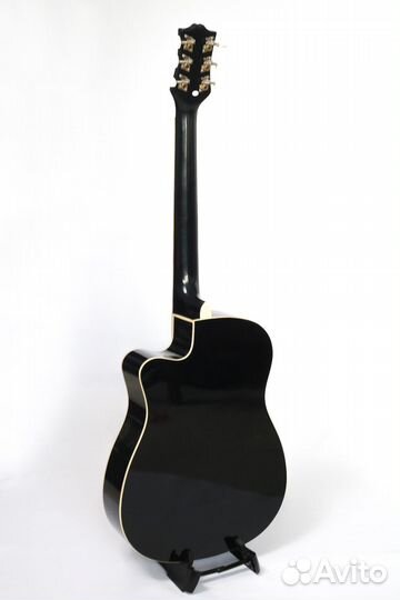 Электроакустическая бас гитара + аксессуары