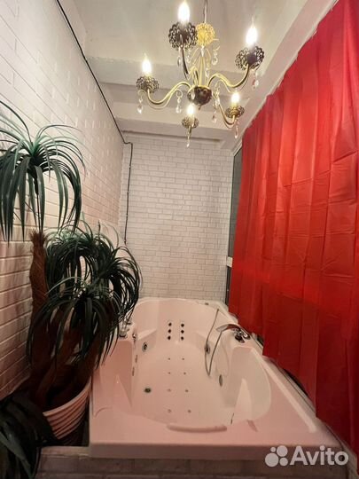 Люстра потолочная бу