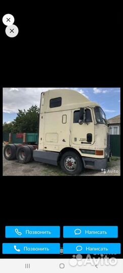 Тягач freightliner