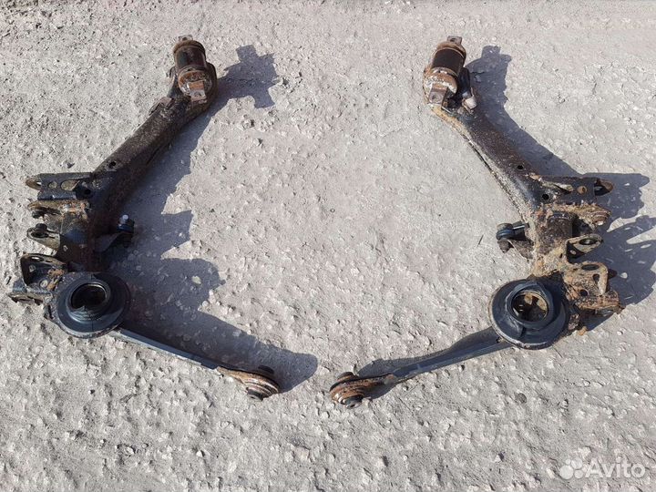 Рычаг задний honda civic 4D