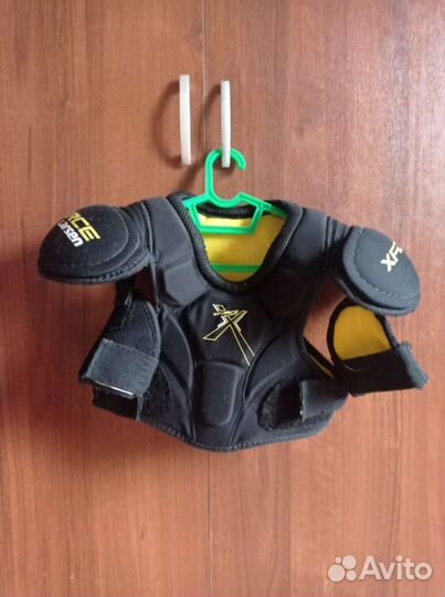 Нагрудник хоккейный 6-12 лет jofa, bauer, larsen