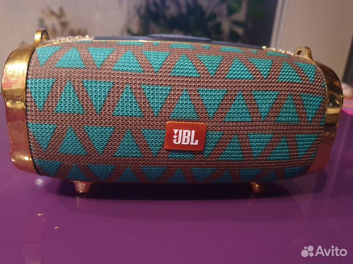 Музыкальная колонка