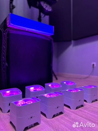 DJ(Диджей) со своим оборудованием