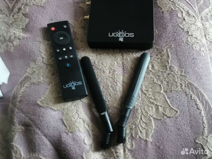 Ugoos am6b plus 32 4 гб 2,2 ггц ATV фильмы+тв