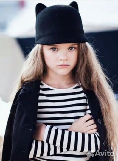 Шляпка с козырьком и ушками кота