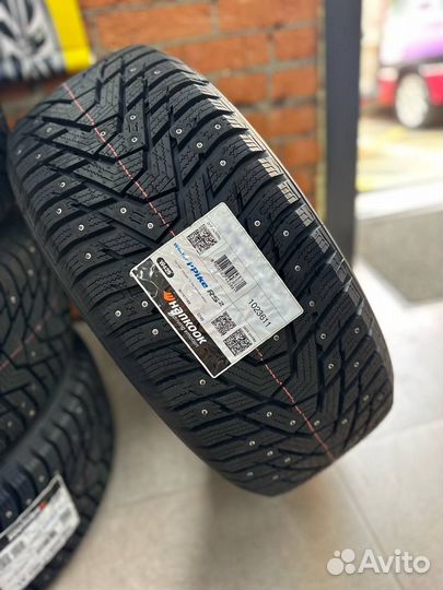Hankook Winter I'Pike RS2 W429 215/55 R17 98T