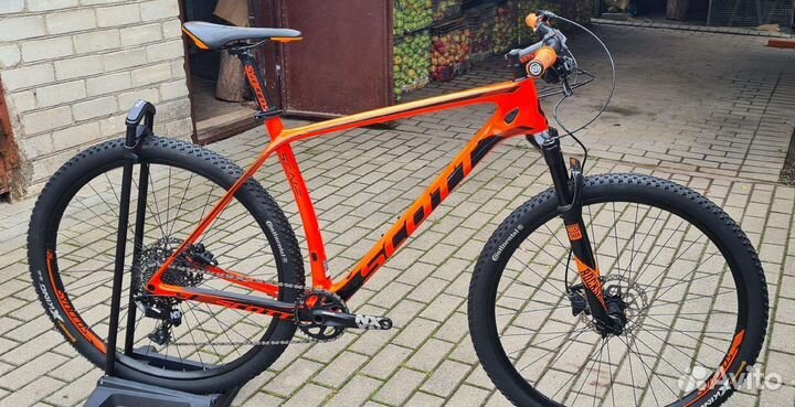 Карбоновый Scott Scale 935