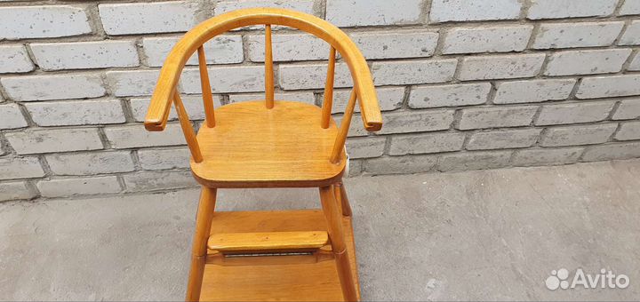 Стульчик для кормления