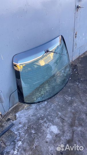 Заднее стекло Опель омега Б