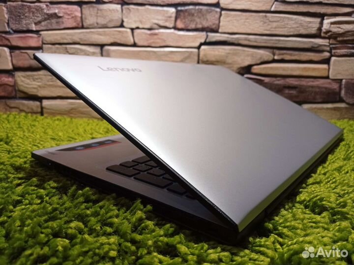 Новое состояние Lenovo Core i3-6100 8Gb SSD 920MX