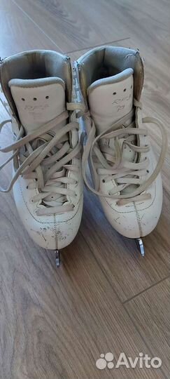 Фигурные коньки risport rf3 pro