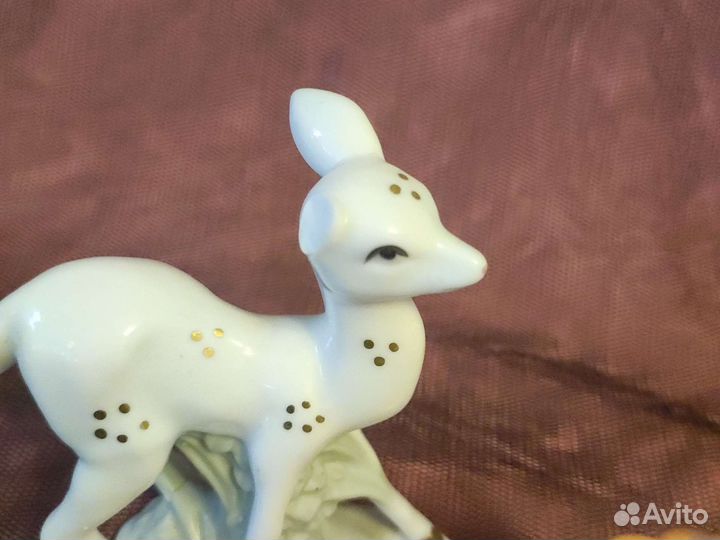 Статуэтка олень