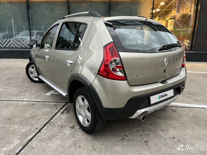 Renault Sandero Stepway 1.6 AT, 2013, 130 000 км