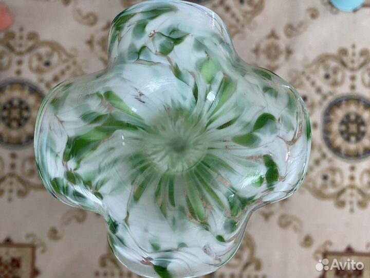 Вазы для цветов гутное цветное стекло