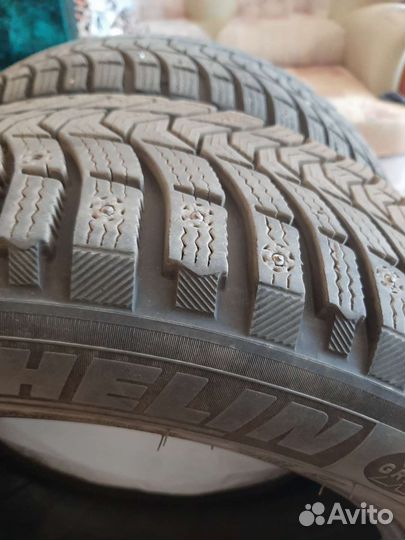 Michelin X-Crane AT 235/55 R17
