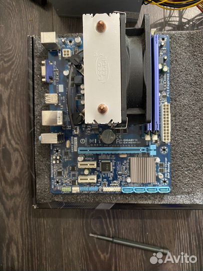 Материнская плата с процессором