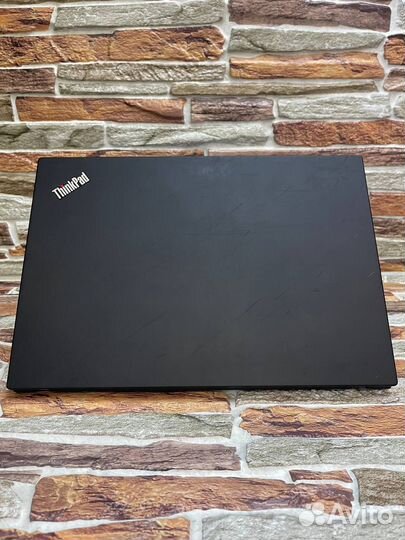 Ноутбук Thinkpad T490