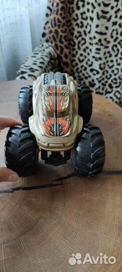Hot wheels игрушка