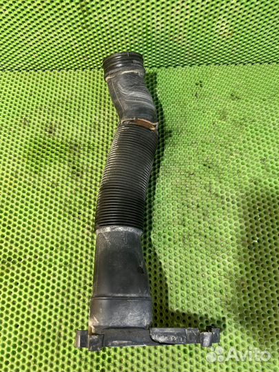 Патрубок воздушного фильтра Volkswagen Polo седан