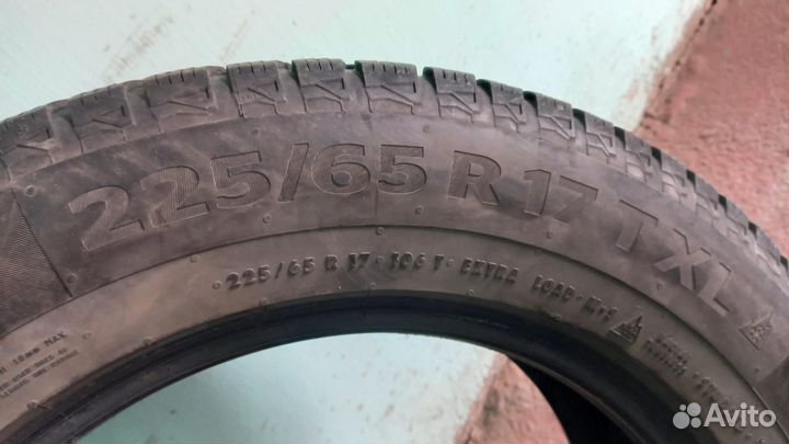 Continental IceContact 2 225/65 R17