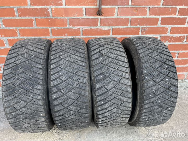 Goodyear Ultragrip Ice Arctic 205/50 R17