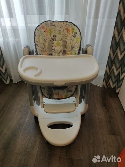 Детский стульчик для кормления