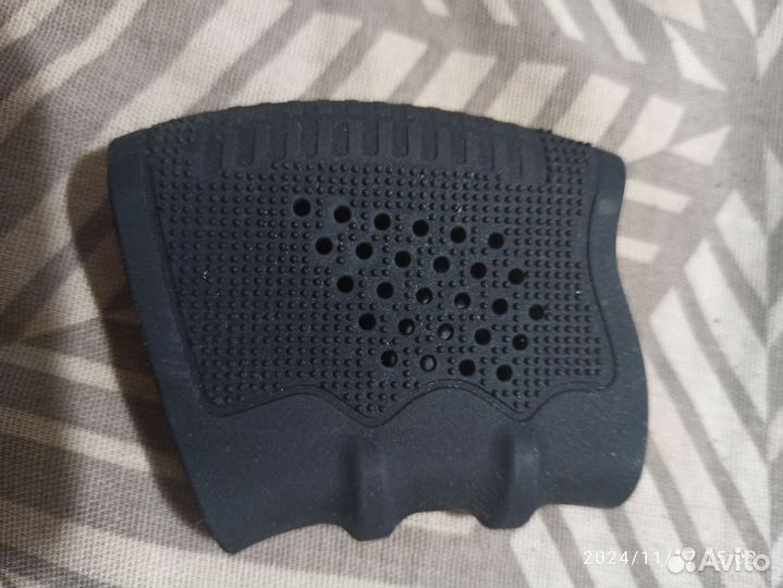 Резиновый чехол на рукоять