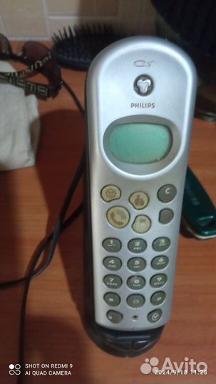 Старый стационарный телефон