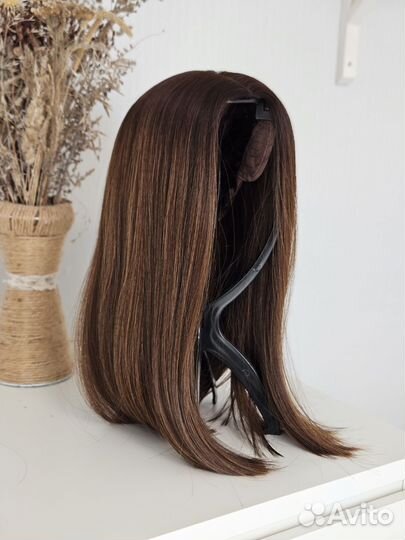 Парик удлиненное каре светло-коричневый