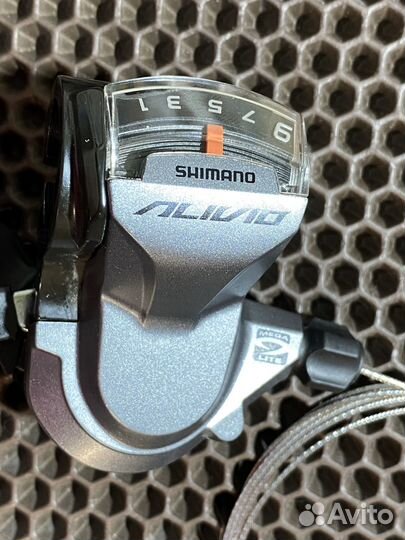 Манетки Shimano SL-M4000 / SL-M4010