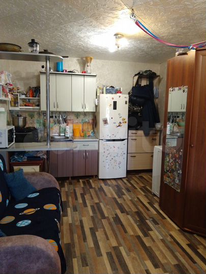 Комната 18 м² в > 9-к., 4/5 эт.